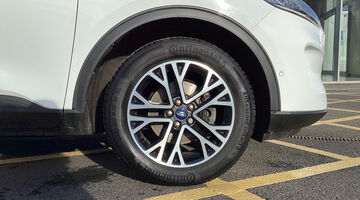 2020 Ford EcoBoost Titanium First Edition Euro 6 5-door (White) - Image: 5