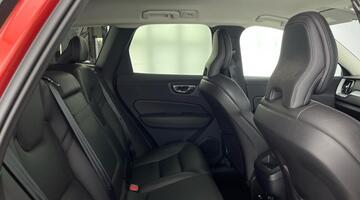 2019 Volvo 2.0 T4 Edition Auto Euro 6 5-door (Red) - Image: 9