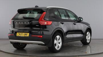 2020 Volvo 2.0 T4 Momentum Pro Auto Euro 6 5-door (Black) - Image: 15