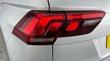 2021 Volkswagen TSI Life DSG Euro 6 5-door (Silver) - Image: 32