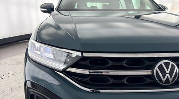 2022 Volkswagen TSI R-Line DSG Euro 6 5-door (Blue) - Image: 40