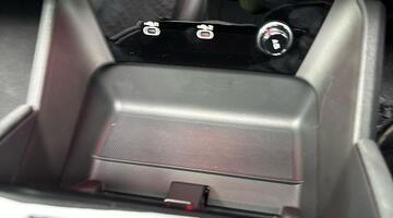 2025 Audi SQ6 SUV Edition 1 e-tron 360,00 kW (Black) - Image: 12