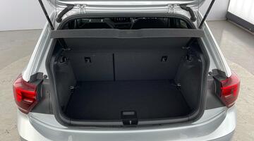 2022 Volkswagen 1.0 TSI R-Line DSG Euro 6 5-door (Silver) - Image: 33