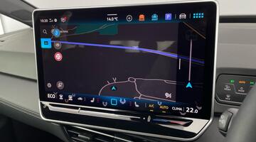 2025 Volkswagen Pro 59kWh Auto 5-door (Silver) - Image: 16