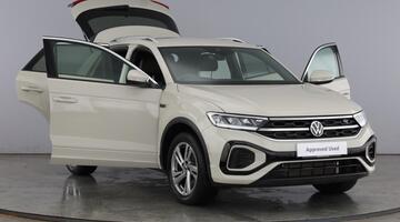 2025 Volkswagen 2.0 TDI R-Line DSG Euro 6 5-door (Grey) - Image: 9