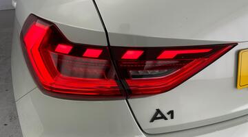 2025 Audi TFSI 35 Black Edition Sportback S Tronic Euro 6 5-door (Silver) - Image: 31