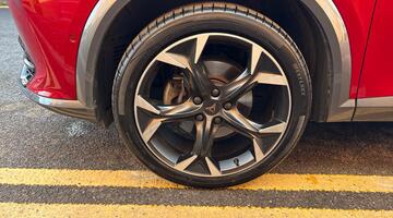 2024 CUPRA TSI V2 DSG Euro 6 5-door (Red) - Image: 25