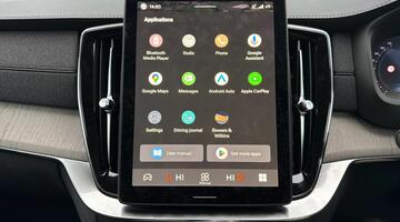 2025 Volvo 2.0 T8 18.8kWh Ultra Dark Auto 4WD Euro 6 5-door (Black) - Image: 61