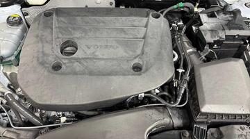 2024 Volvo 2.0 B4 MHEV Ultra Dark DCT Auto Euro 6 5-door (Blue) - Image: 15