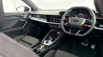 2025 Audi TFSI Carbon Black S Tronic quattro Euro 6 4-door (Red) - Image: 29