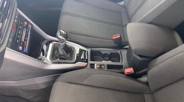 2022 Volkswagen TSI Life Euro 6 5-door (Grey) - Image: 34