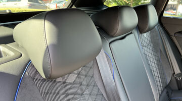 2025 Volkswagen ETSI MHEV R-Line DSG Euro 6 5-door (Black) - Image: 41