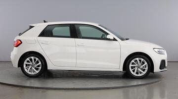 2024 Audi 1.0 TFSI 30 Sport Sportback Euro 6 5-door (White) - Image: 4