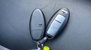 2019 Nissan Tekna XTRON Euro 6 5-door (Blue) - Image: 17