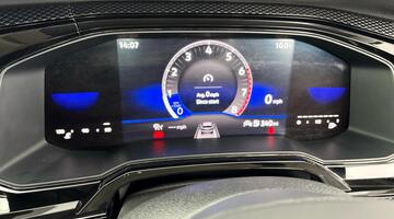 2021 Volkswagen 1.0 TSI Life Euro 6 5-door (Silver) - Image: 12