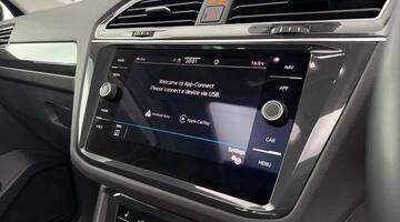 2023 Volkswagen TSI Elegance DSG Euro 6 5-door (Black) - Image: 15