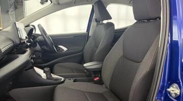 2023 Toyota VVT-h Icon E-CVT Euro 6 5-door (Blue) - Image: 38