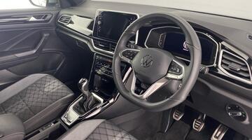 2025 Volkswagen TSI R-Line Euro 6 5-door (Silver) - Image: 6