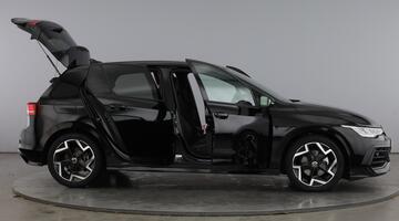 2025 Volkswagen TSI R-Line Euro 6 5-door (Black) - Image: 10