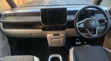 2025 Volkswagen Pro 79kWh Style Auto 5-door (SWB, 5Seat) (Green) - Image: 8