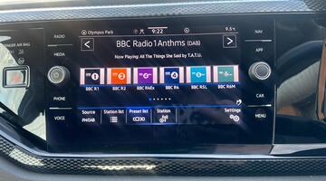 2023 Volkswagen 1.0 TSI Life Euro 6 5-door (Grey) - Image: 35