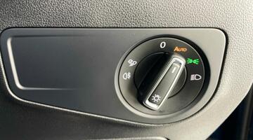 2023 Volkswagen TSI 13kWh Elegance DSG Euro 6 5-door (Blue) - Image: 20