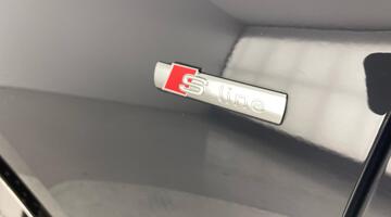 2025 Audi 100kWh S line Auto quattro 5-door (Grey) - Image: 40