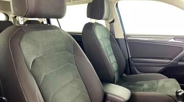 2018 Volkswagen 2.0 TDI SEL 4Motion Euro 6 5-door (Blue) - Image: 19