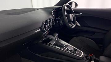 2022 Audi 2.0 TFSI 40 Sport S Tronic Euro 6 3-door (Black) - Image: 2
