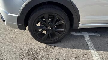 2025 Volkswagen 1.0 TSI R-Line DSG Euro 6 5-door (Silver) - Image: 15