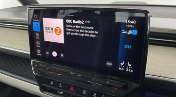 2024 Volkswagen Pro 77kWh Style Auto 5-door (Blue) - Image: 15