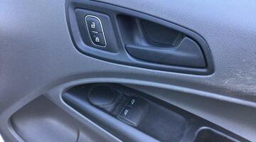 2021 Ford 200 EcoBlue Leader L1 Euro 6 5-door (White) - Image: 18