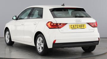 2022 Audi 1.0 TFSI 30 Technik Sportback Euro 6 5-door (White) - Image: 3