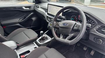 2024 Ford 1.0T EcoBoost MHEV ST-Line Euro 6 5-door (White) - Image: 6