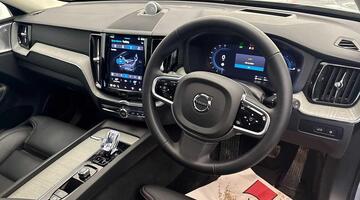 2025 Volvo 2.0h T8 18.8kWh Ultra Dark Auto Euro 6 5-door (Silver) - Image: 9