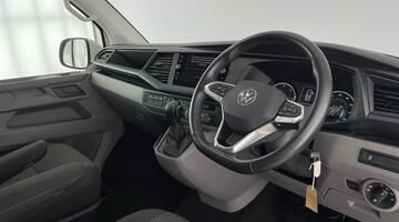 2024 Volkswagen 2.0 TDI T30 Highline Kombi DSG FWD SWB Euro 6 5-door (White) - Image: 6