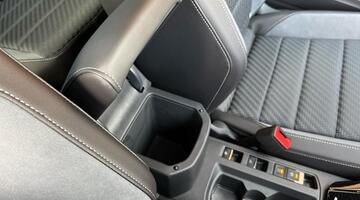 2025 Volkswagen TSI R-Line DSG 2WD Euro 6 2-door (Black) - Image: 57