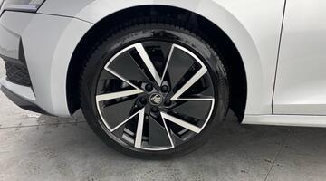 2025 Škoda TSI ACT SportLine Euro 6 5-door (Silver) - Image: 36