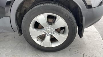 2020 Volvo 2.0 T4 Momentum Pro Auto Euro 6 5-door (Black) - Image: 36