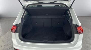 2018 Volkswagen 2.0 TSI SEL DSG 4Motion Euro 6 5-door (White) - Image: 46