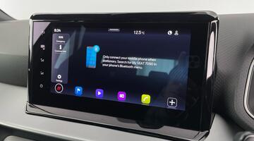 2025 SEAT 1.0 TSI FR Black Edition Euro 6 5-door (Multicolour) - Image: 17