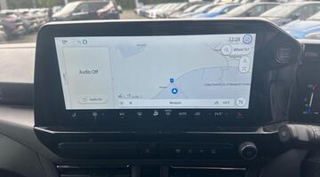 2025 Ford 2.0 320 EcoBlue Titanium Luxe Auto LEuro 6 5-door (Grey) - Image: 9