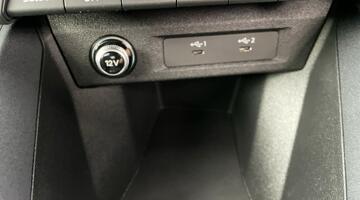 2025 Audi TFSI 35 Black Edition Sportback S Tronic Euro 6 5-door (Silver) - Image: 13