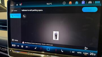 2025 Volkswagen Pro 77kWh Match Plus Tourer Auto 5-door (Grey) - Image: 30