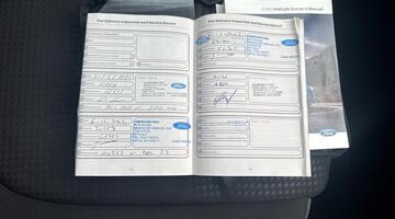 2020 Ford EcoBlue Zetec Euro 6 5-door (Red) - Image: 30