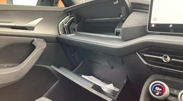 2025 Škoda 2.0 TDI SportLine DSG 4WD Euro 6 5-door (7 Seat) (Gold) - Image: 39