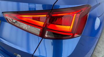 2022 SEAT 1.0 TSI FR Edition Euro 6 5-door (Blue) - Image: 30