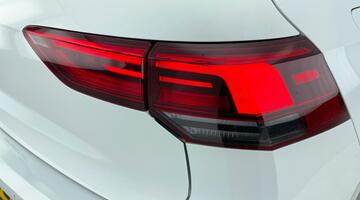 2022 Volkswagen TSI Life Euro 6 5-door (White) - Image: 29