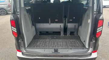 2025 Ford 2.0 320 EcoBlue Titanium Luxe Auto LEuro 6 5-door (Grey) - Image: 24