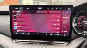 2025 Škoda TSI e-TEC MHEV ACT SportLine DSG Euro 6 5-door (Blue) - Image: 22